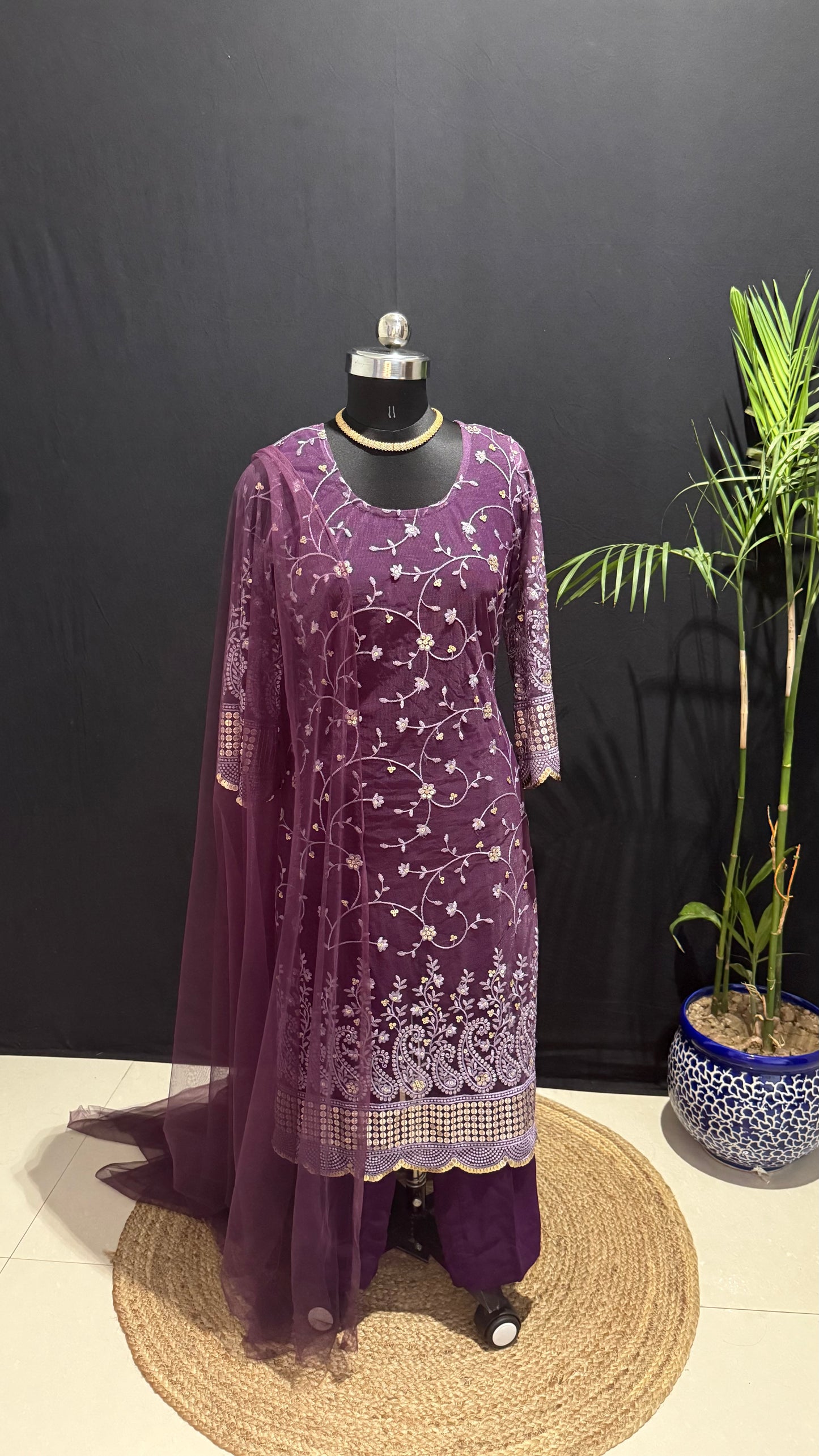 Gulbahaar - Blooming flower, symbolising grace and freshness