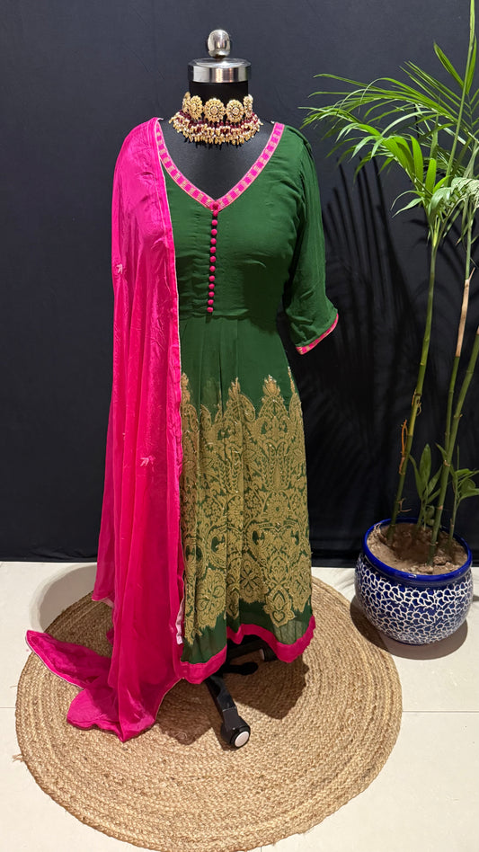 Panna Gul - Emerald Bloom